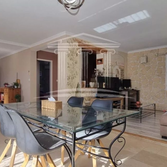  Annonces AVIGNON 84 : House | SORGUES (84700) | 101 m2 | 349 000 € 