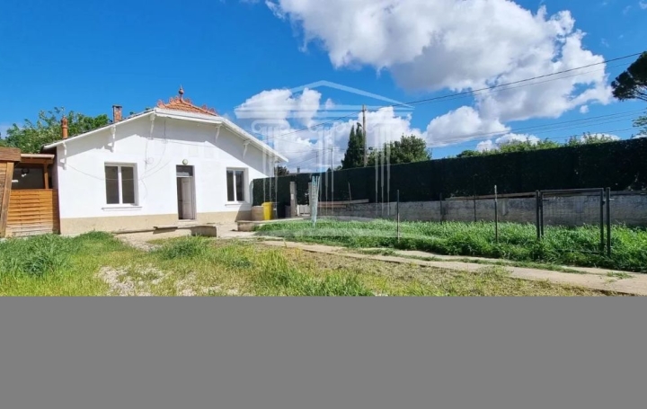 Maison   AVIGNON  96 m2 225 000 € 